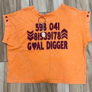 NWT MAP Cropped Tee-> POWER ON A TEE
